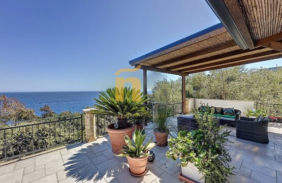 Vendita Villa Mare Castro Puglia