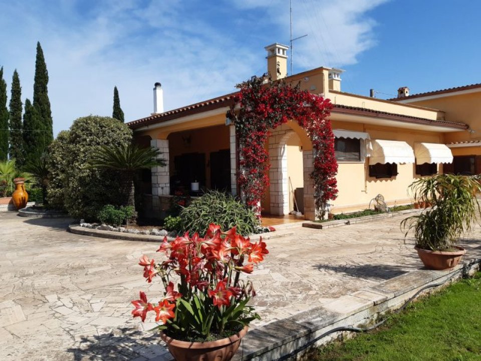 Vendita villa in zona tranquilla Carovigno Puglia foto 9